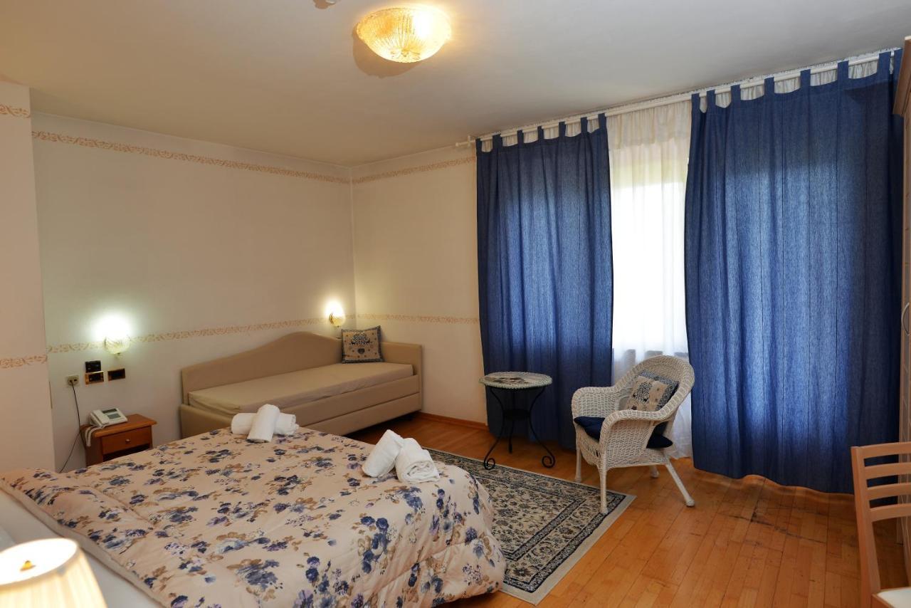 Hotel Marianna ロッカ・ピエートレ エクステリア 写真