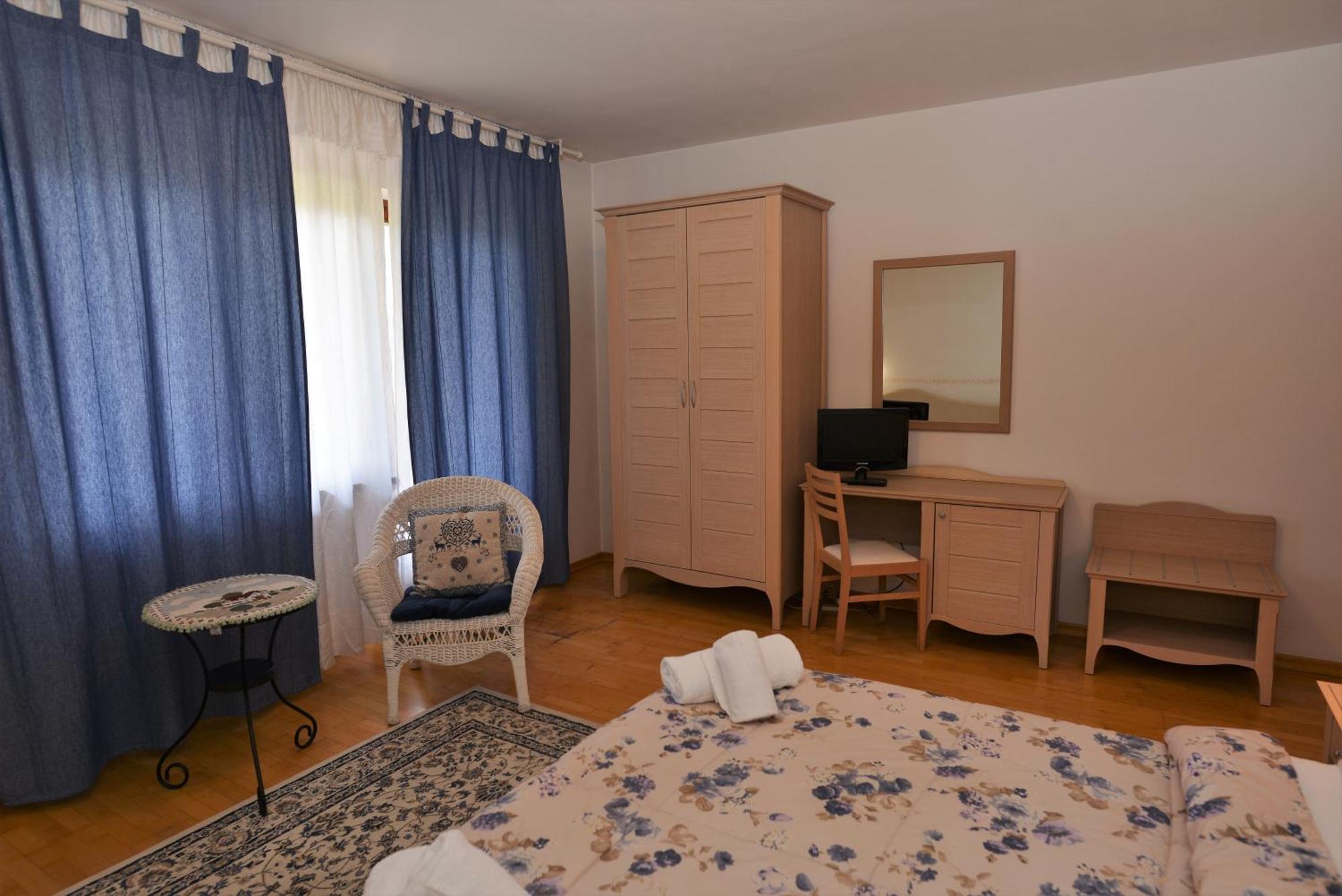 Hotel Marianna ロッカ・ピエートレ エクステリア 写真