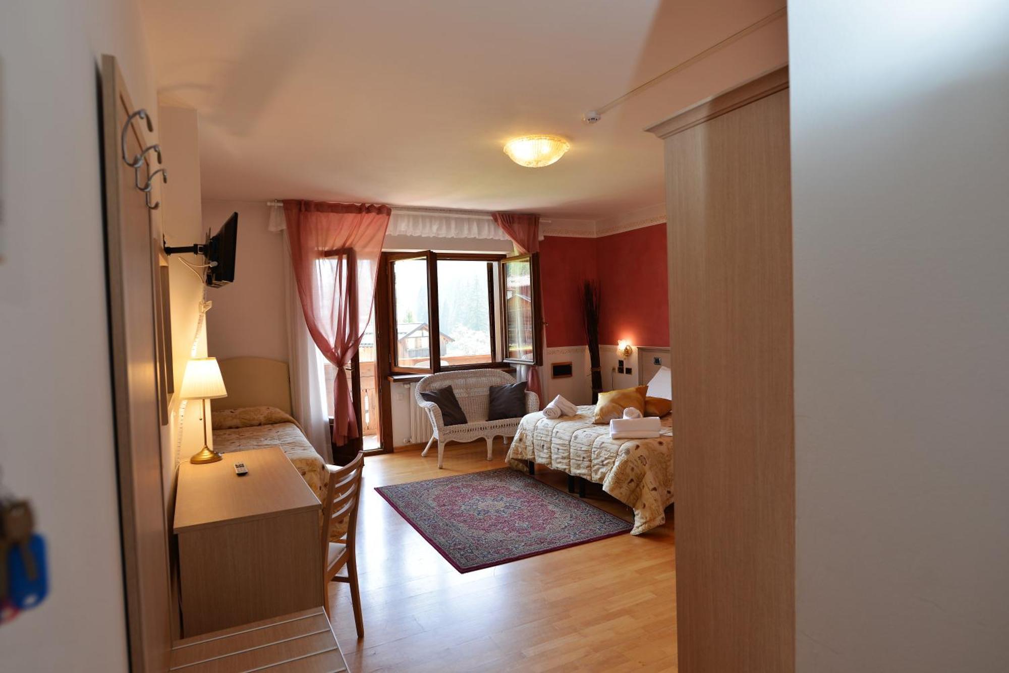 Hotel Marianna ロッカ・ピエートレ エクステリア 写真