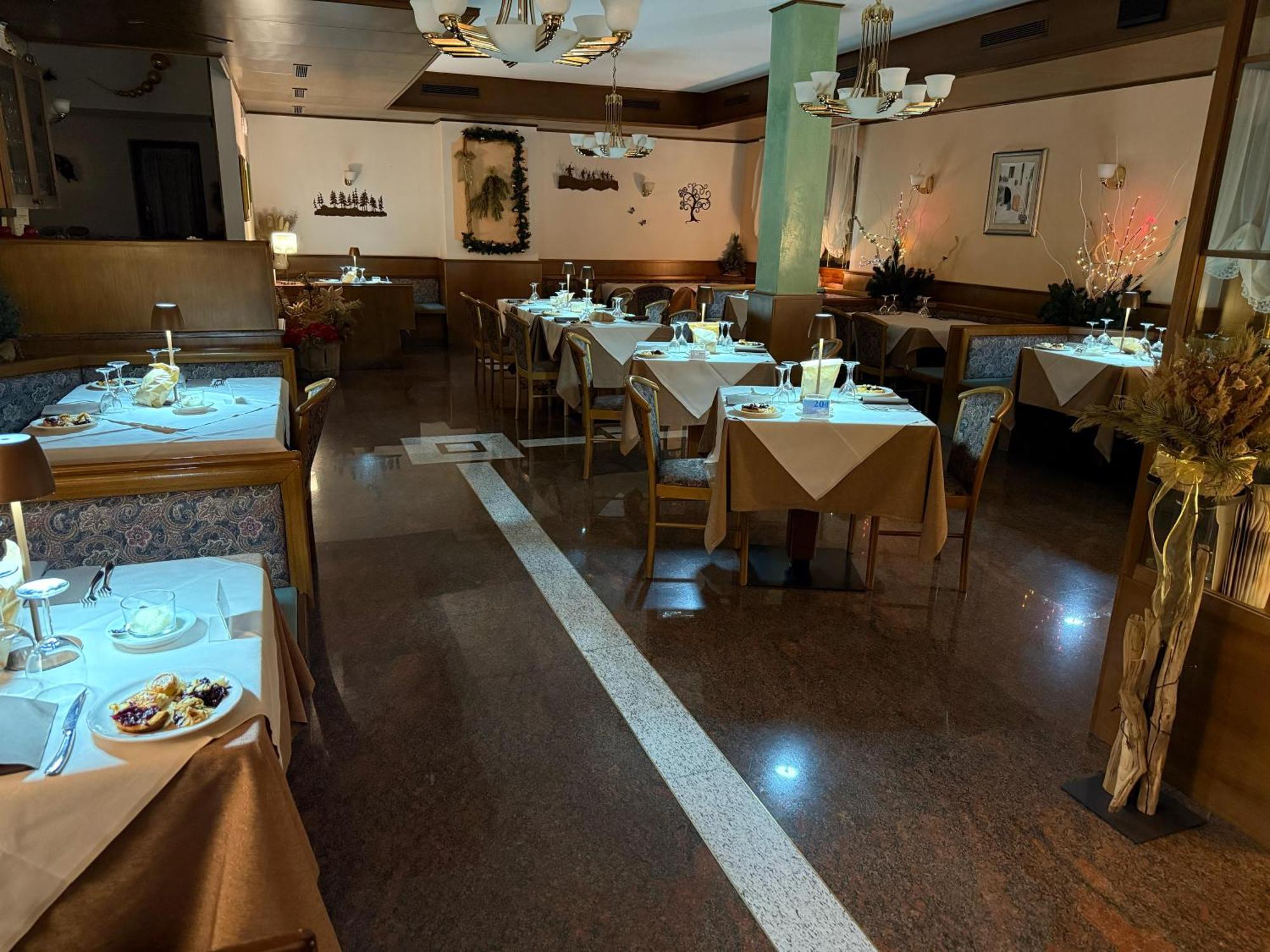 Hotel Marianna ロッカ・ピエートレ エクステリア 写真